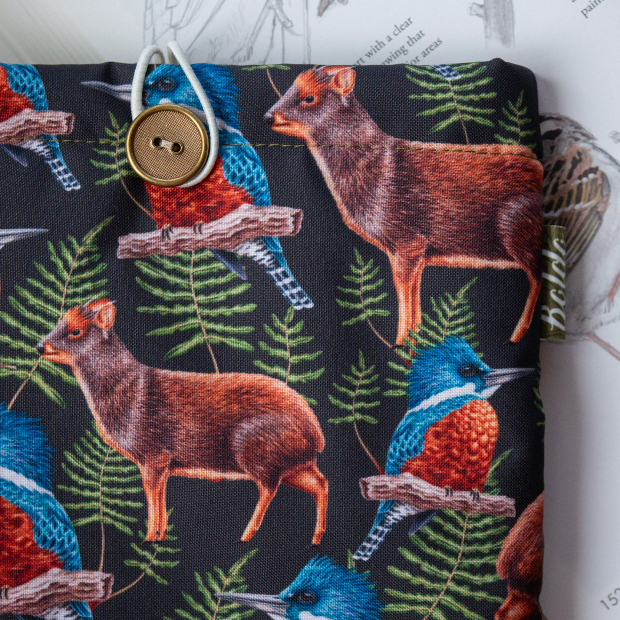 Funda libro Martín pescador y Pudú
